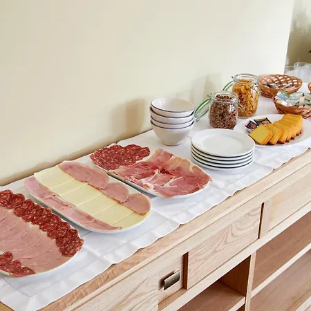 Txoriene - - Hbi01298