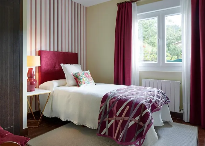 Txoriene - - Hbi01298 *