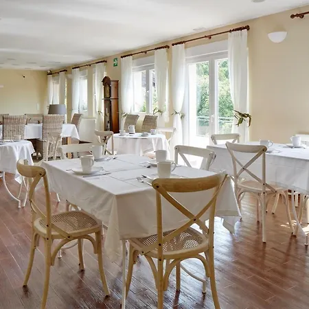Otel Txoriene - - Hbi01298